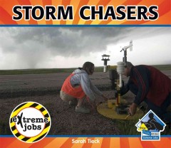 Storm chasers  Cover Image