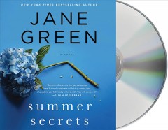 Summer secrets Cover Image