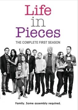 Life in pieces. The complete 1st season Cover Image